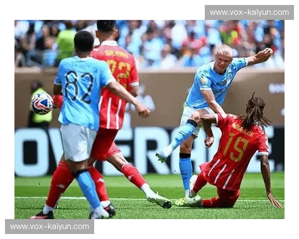 跨越时空的豪门博弈：当“亚洲红魔”恒大巅峰遇上“银河战舰”皇家马德里