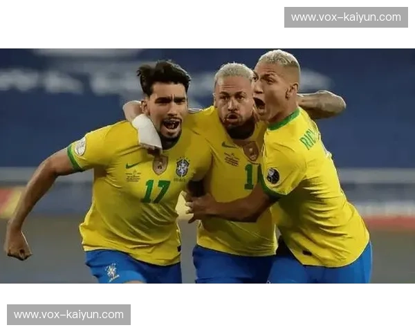 龙腾虎跃，五星巴西！中国队巴西队巅峰对决，燃爆绿茵激情！